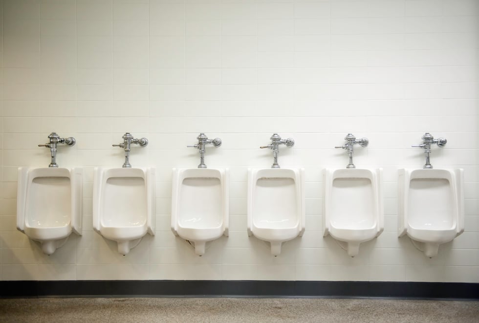GettyImages-157592110-urinals
